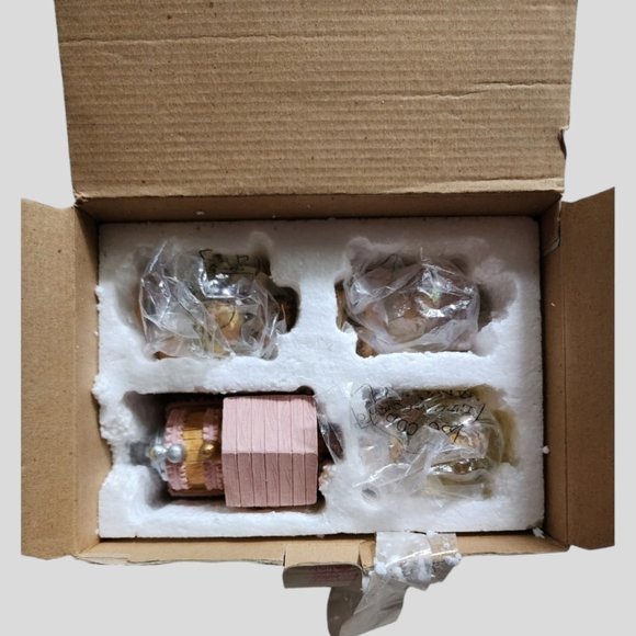 ABC DISTRIBUTING VALENTINE Waterball Snowglobe Train - Picture 11 of 12